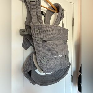 CUDL™ Clik Baby Carrier
NUNA 2021.